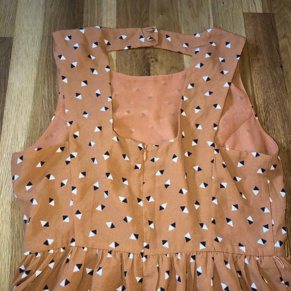 🍁 Beautiful Dress 🍁 - Picture 4 of 4
